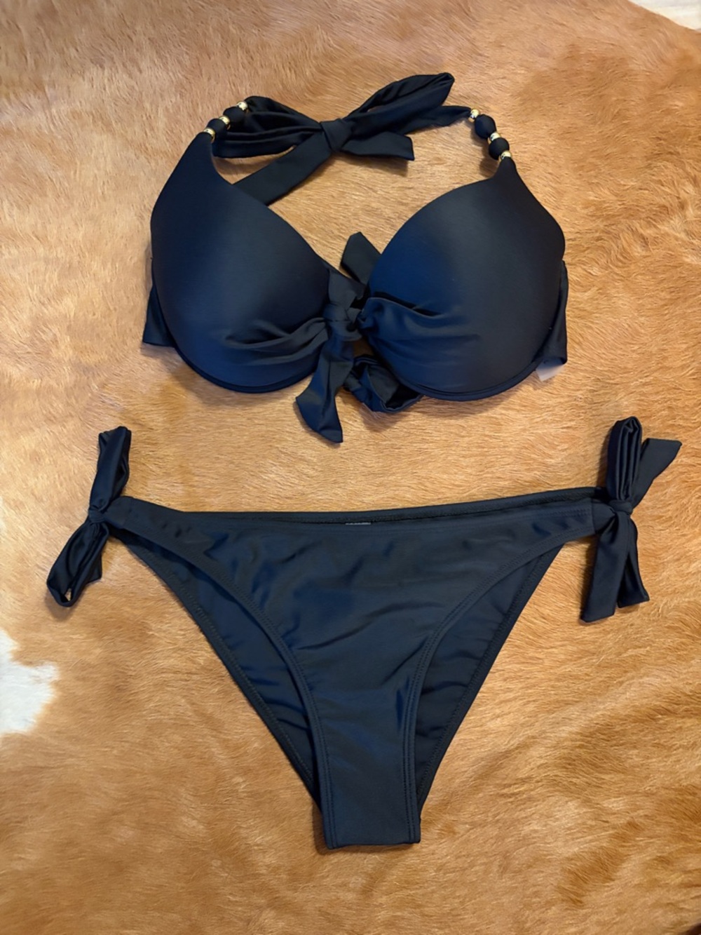 Black Tie-Accent Women's Bikini Set